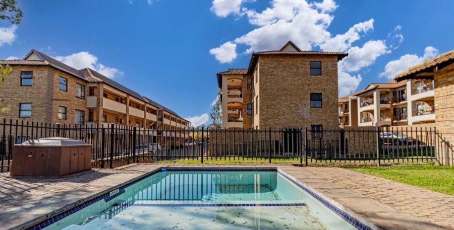 2 Bedroom Property for Sale in Midridge Park Gauteng