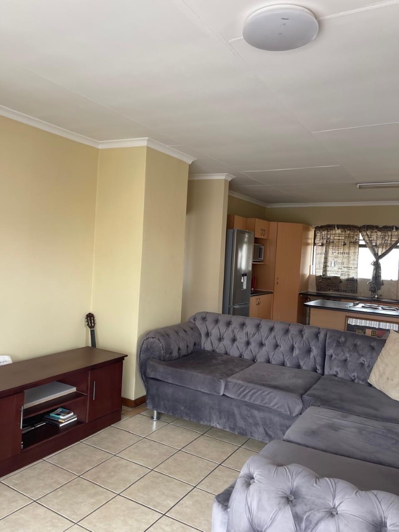 2 Bedroom Property for Sale in Midridge Park Gauteng