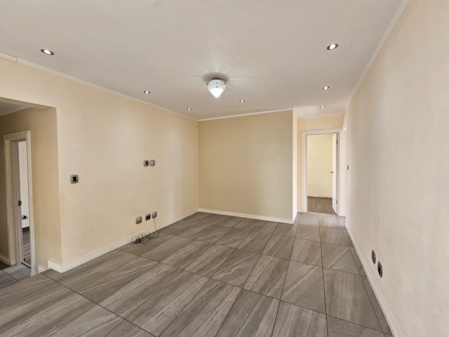 To Let 5 Bedroom Property for Rent in Faerie Glen Gauteng