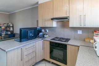 2 Bedroom Property for Sale in Noordwyk Gauteng