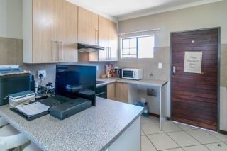 2 Bedroom Property for Sale in Noordwyk Gauteng
