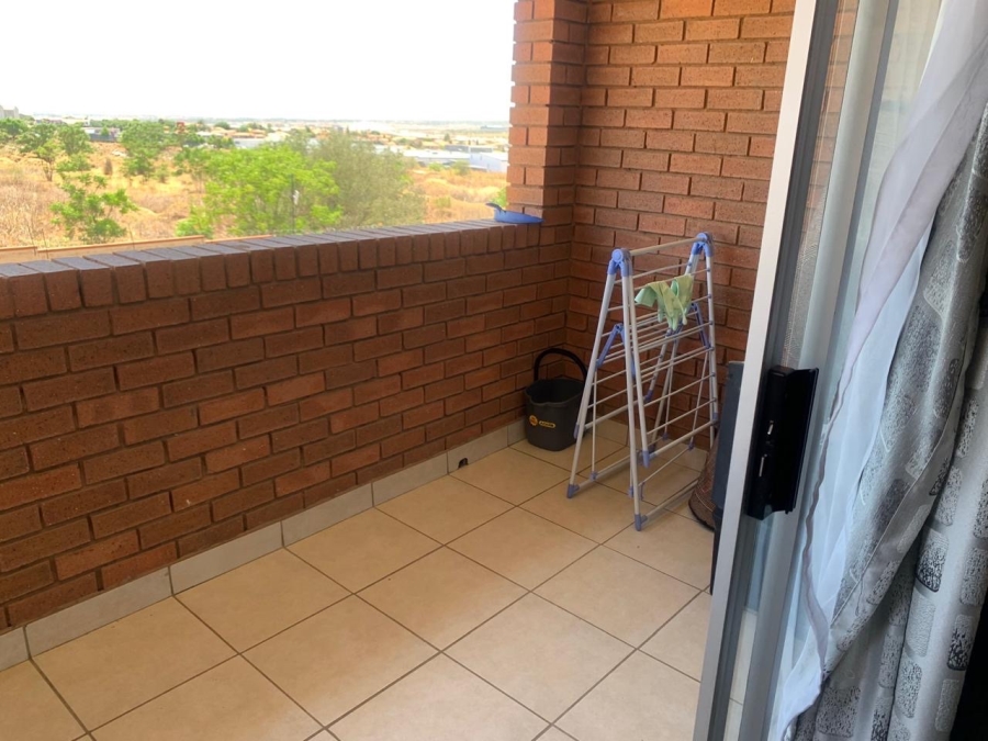 2 Bedroom Property for Sale in Noordwyk Gauteng