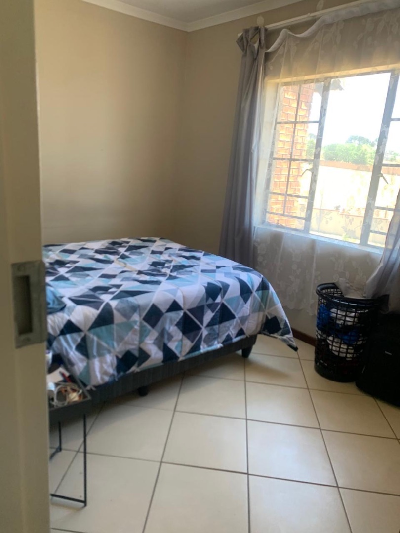 2 Bedroom Property for Sale in Noordwyk Gauteng