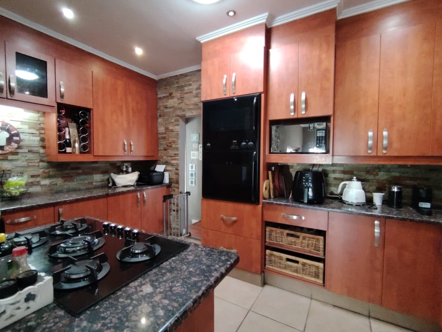 4 Bedroom Property for Sale in Eastleigh Gauteng