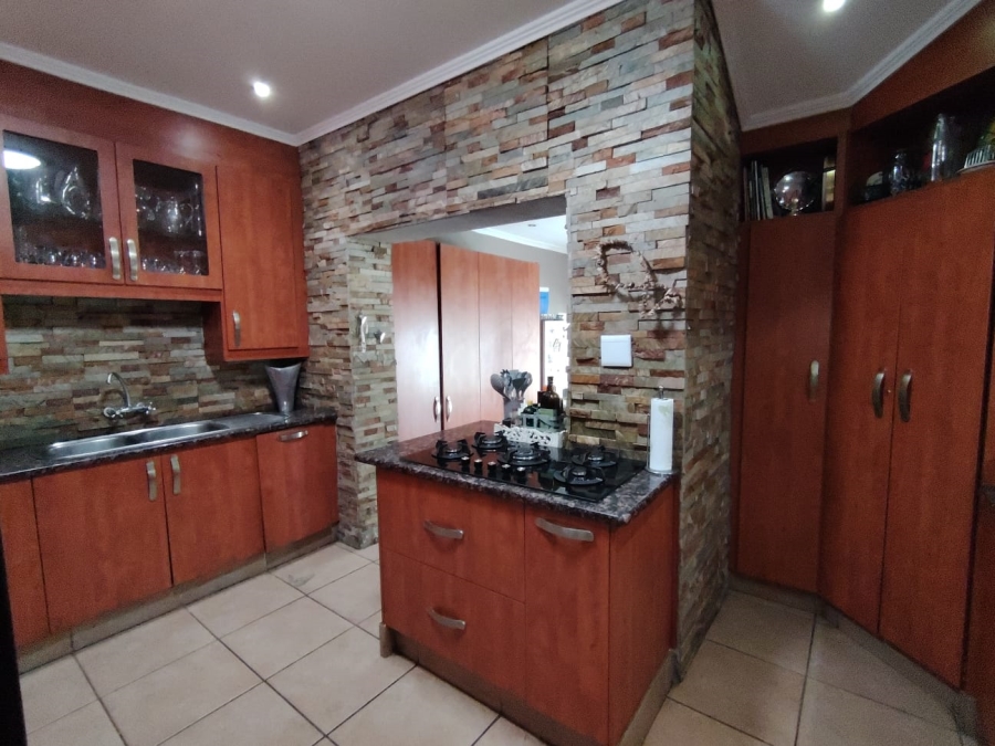 4 Bedroom Property for Sale in Eastleigh Gauteng