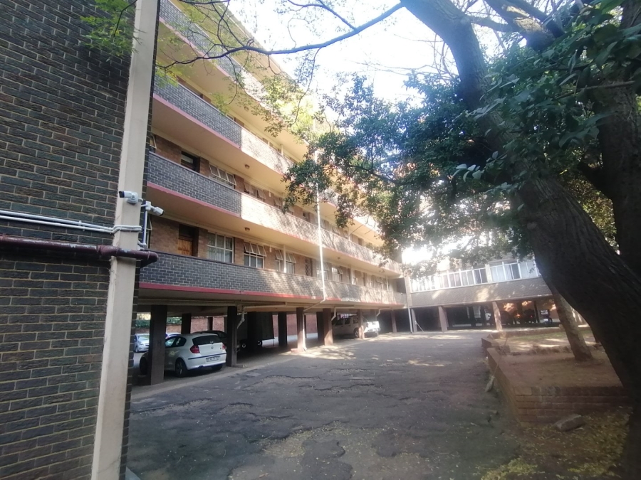 2 Bedroom Property for Sale in Muckleneuk Gauteng