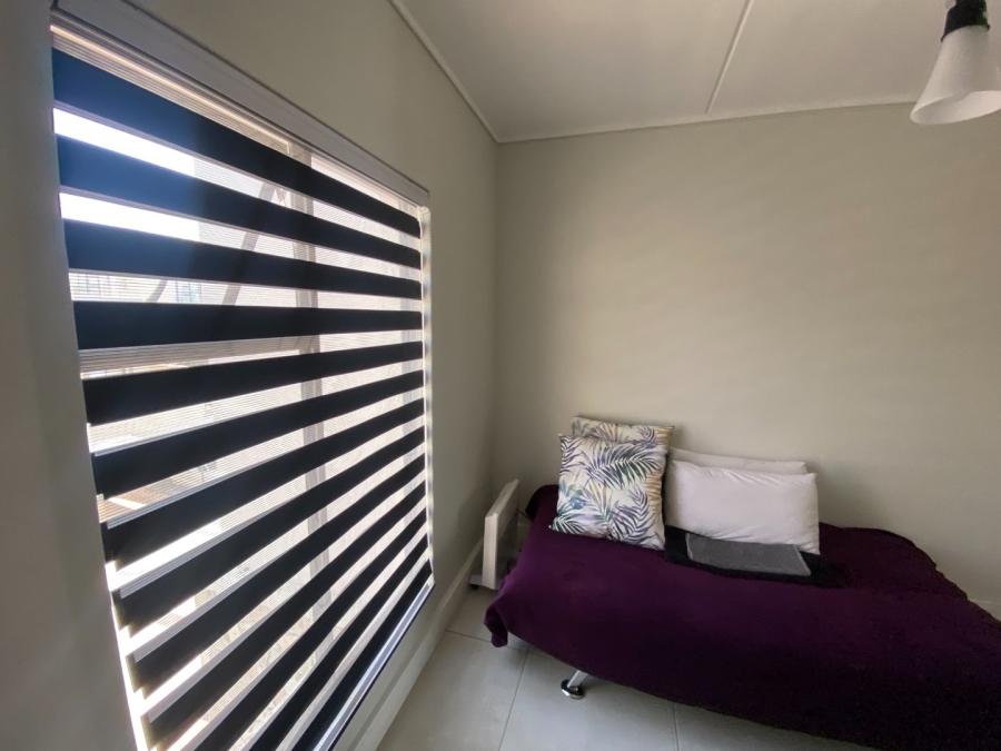 To Let 2 Bedroom Property for Rent in The Polofields Gauteng