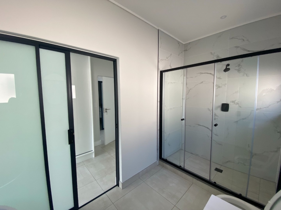 To Let 2 Bedroom Property for Rent in The Polofields Gauteng