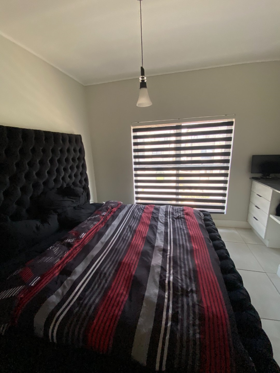 To Let 2 Bedroom Property for Rent in The Polofields Gauteng
