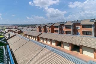2 Bedroom Property for Sale in Noordwyk Gauteng