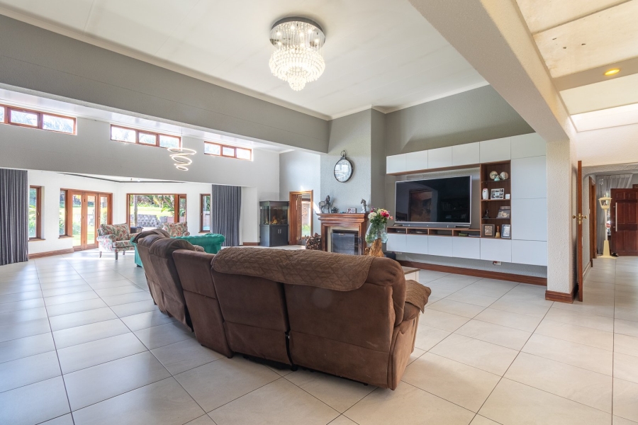 4 Bedroom Property for Sale in Randjesfontein A H Gauteng