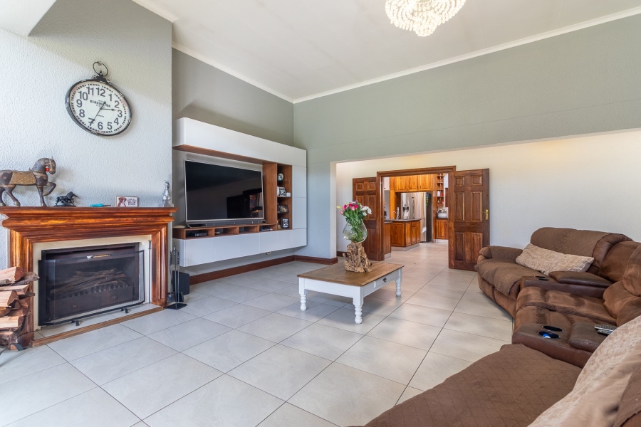 4 Bedroom Property for Sale in Randjesfontein A H Gauteng