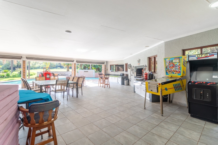 4 Bedroom Property for Sale in Randjesfontein A H Gauteng