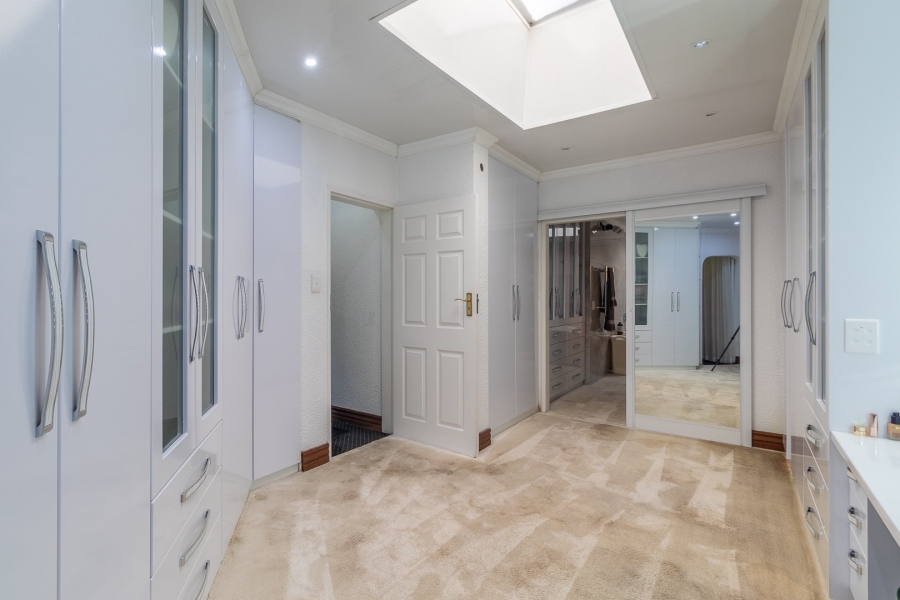 4 Bedroom Property for Sale in Randjesfontein A H Gauteng
