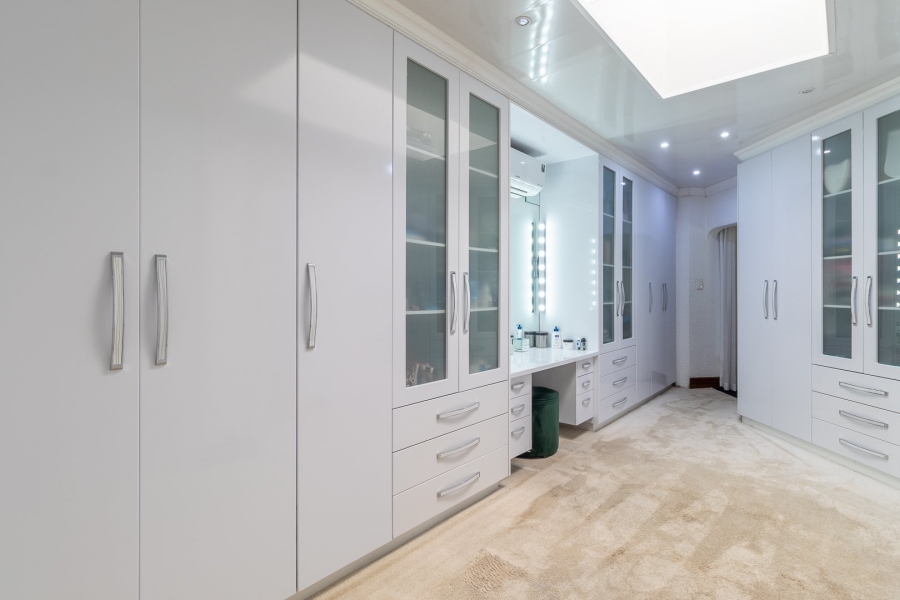 4 Bedroom Property for Sale in Randjesfontein A H Gauteng