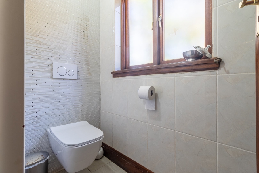 4 Bedroom Property for Sale in Randjesfontein A H Gauteng