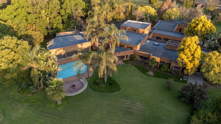4 Bedroom Property for Sale in Randjesfontein A H Gauteng