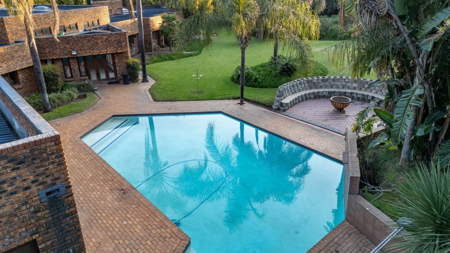 4 Bedroom Property for Sale in Randjesfontein A H Gauteng