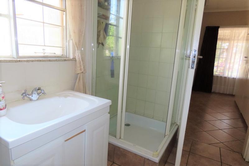 3 Bedroom Property for Sale in Downbern S H Gauteng