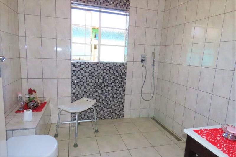 3 Bedroom Property for Sale in Downbern S H Gauteng