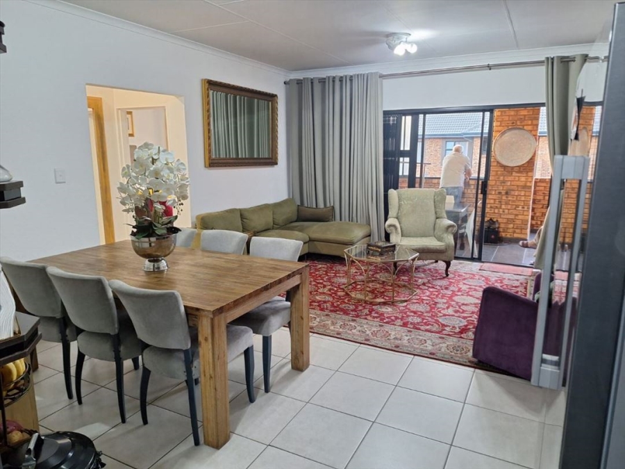 3 Bedroom Property for Sale in Ravenswood Gauteng