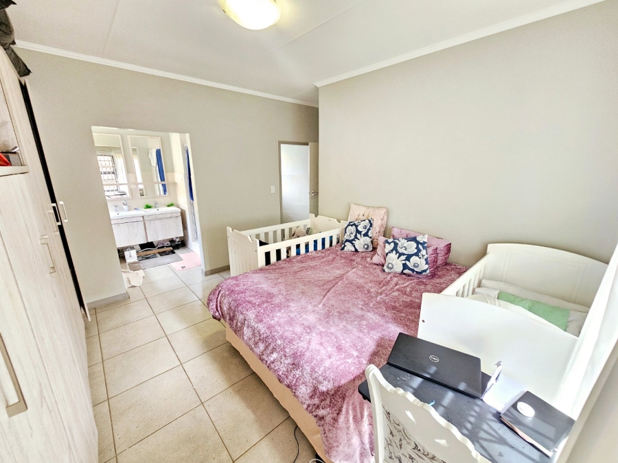 3 Bedroom Property for Sale in Amberfield Gauteng