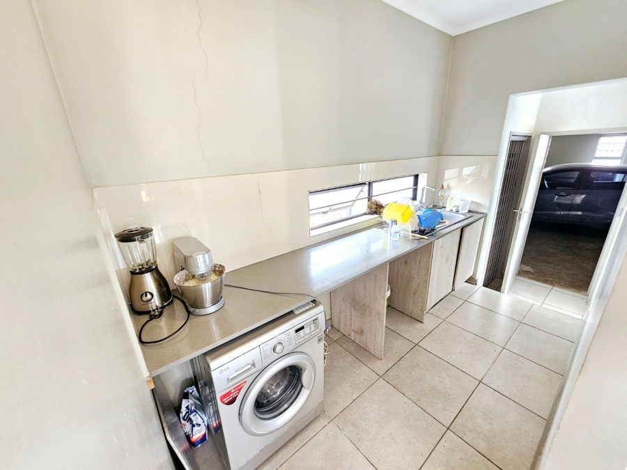 3 Bedroom Property for Sale in Amberfield Gauteng