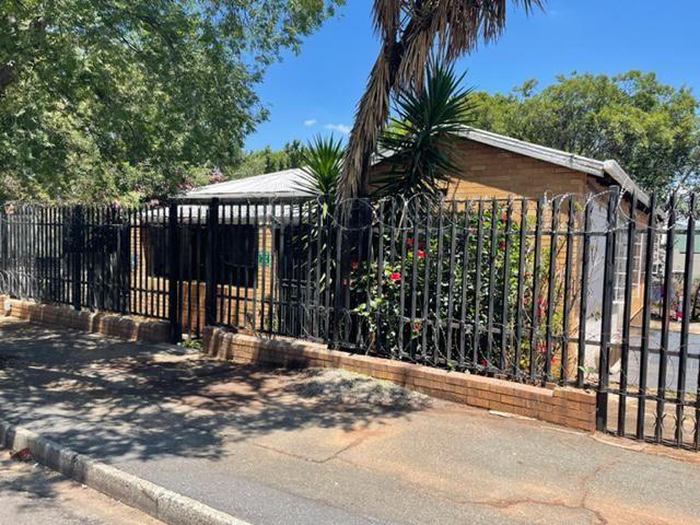 1 Bedroom Property for Sale in Brixton Gauteng