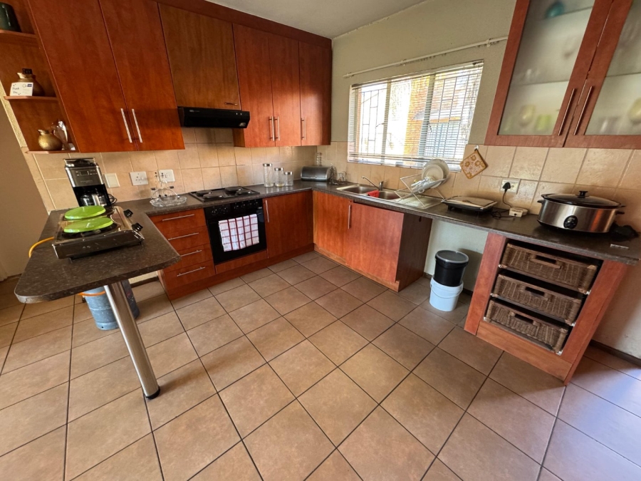 3 Bedroom Property for Sale in Edleen Gauteng