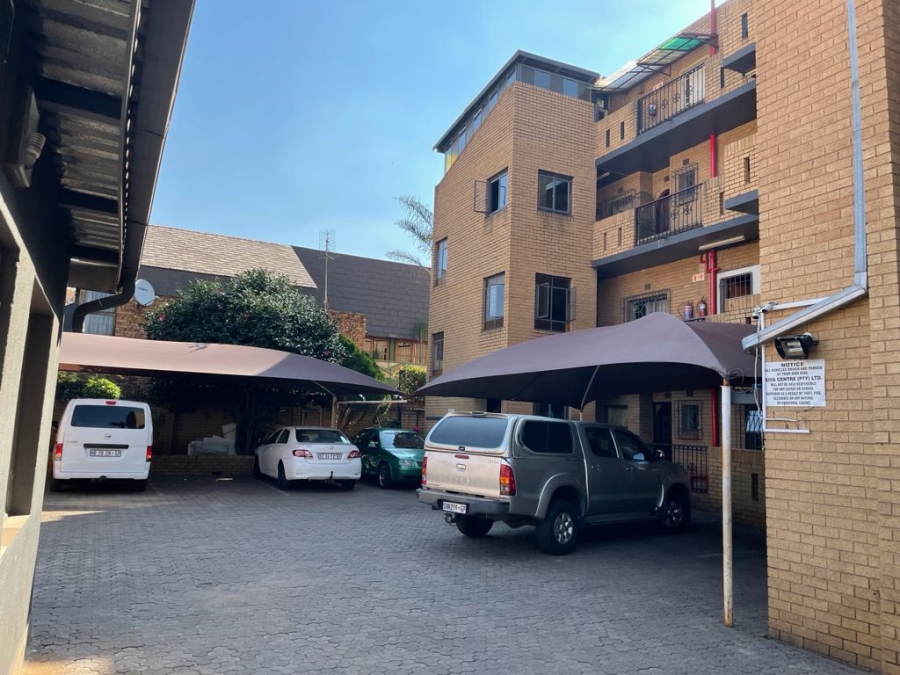  Bedroom Property for Sale in Mayfair Gauteng