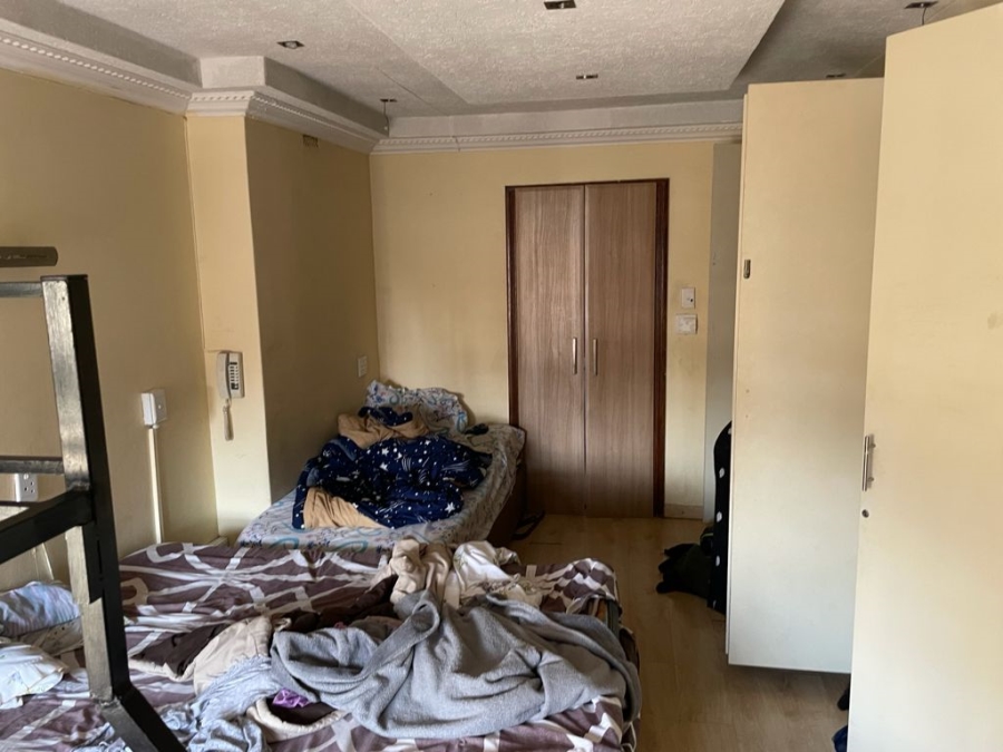  Bedroom Property for Sale in Mayfair Gauteng