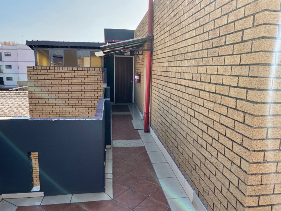  Bedroom Property for Sale in Mayfair Gauteng