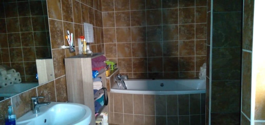 3 Bedroom Property for Sale in Eldorado Park Gauteng