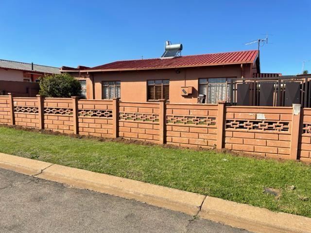3 Bedroom Property for Sale in Eldorado Park Gauteng