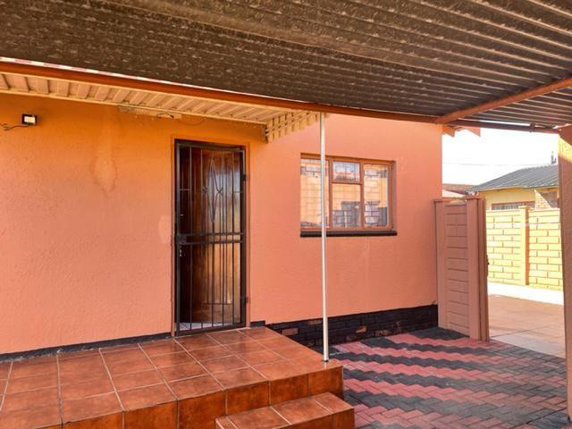 3 Bedroom Property for Sale in Eldorado Park Gauteng
