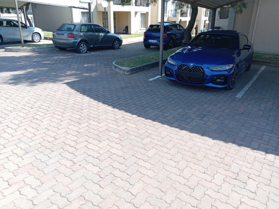 1 Bedroom Property for Sale in Halfway House Gauteng