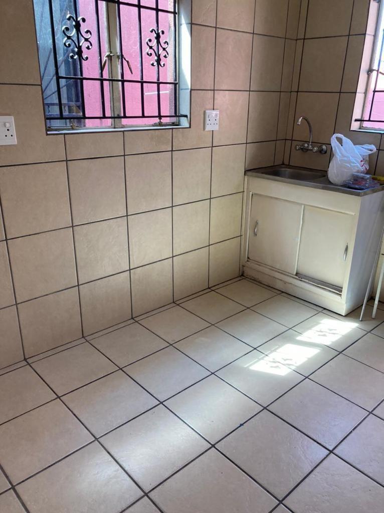 2 Bedroom Property for Sale in Mayfair Gauteng