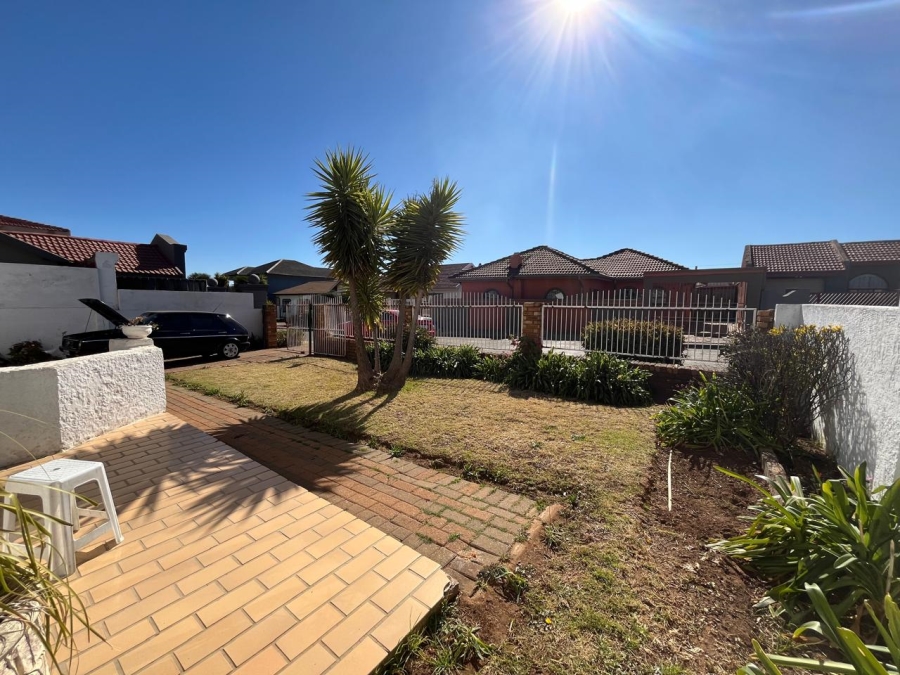 3 Bedroom Property for Sale in Ennerdale Gauteng