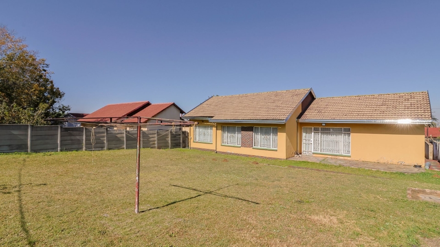 3 Bedroom Property for Sale in Witpoortjie Gauteng