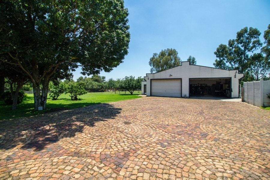 3 Bedroom Property for Sale in Zesfontein A H Gauteng