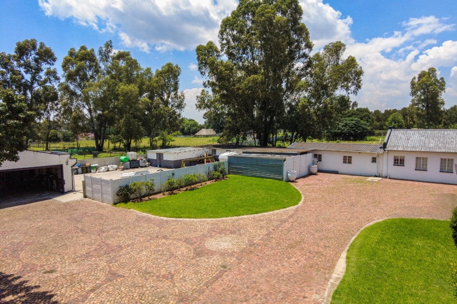 3 Bedroom Property for Sale in Zesfontein A H Gauteng