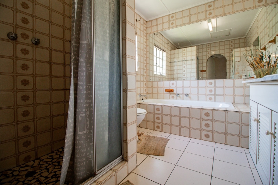 3 Bedroom Property for Sale in Zesfontein A H Gauteng
