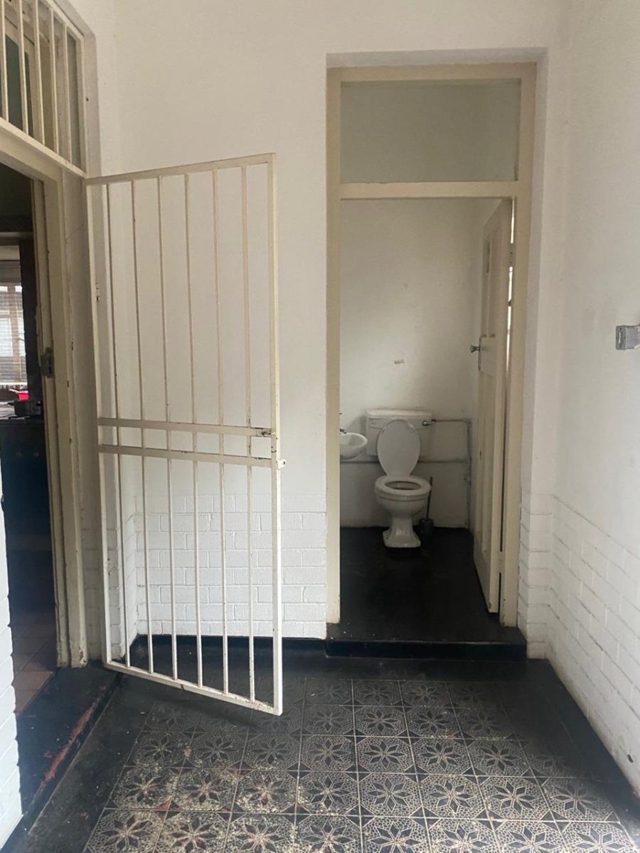 9 Bedroom Property for Sale in Muckleneuk Gauteng