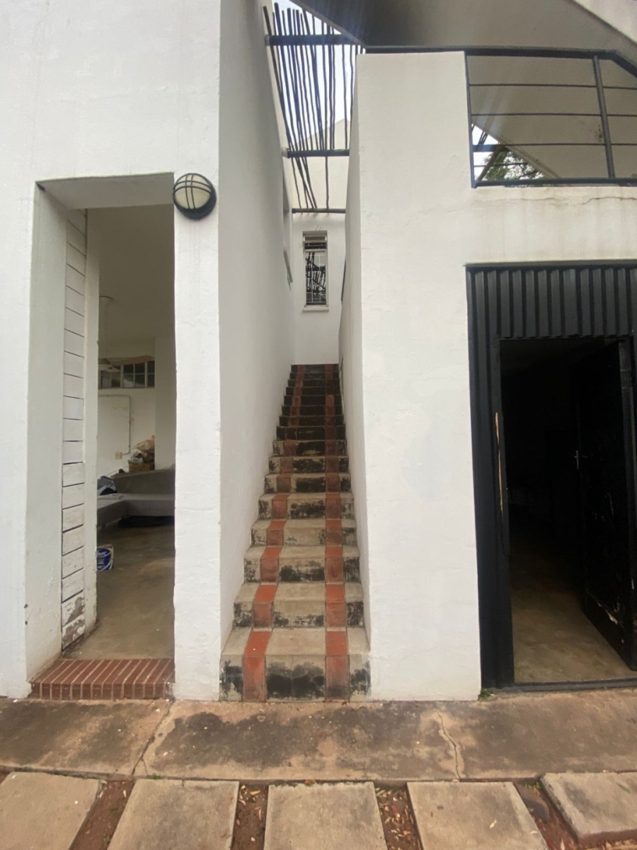 9 Bedroom Property for Sale in Muckleneuk Gauteng