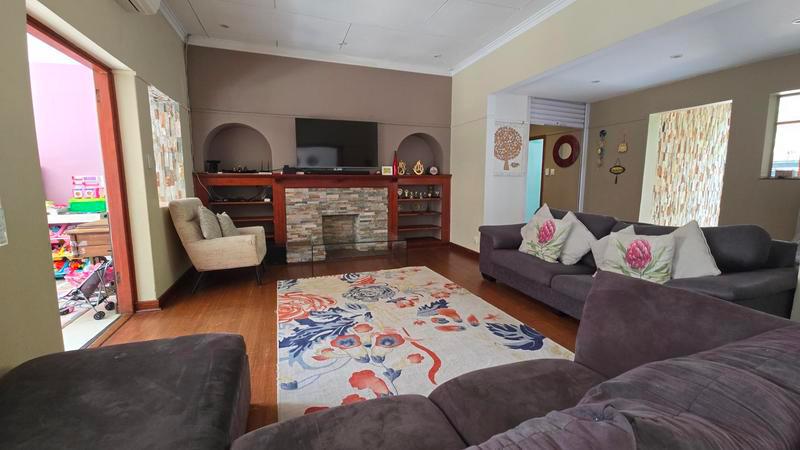4 Bedroom Property for Sale in Kensington Gauteng