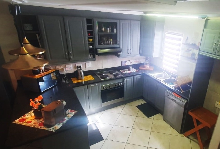 2 Bedroom Property for Sale in Riverspray Lifestyle Estate Gauteng