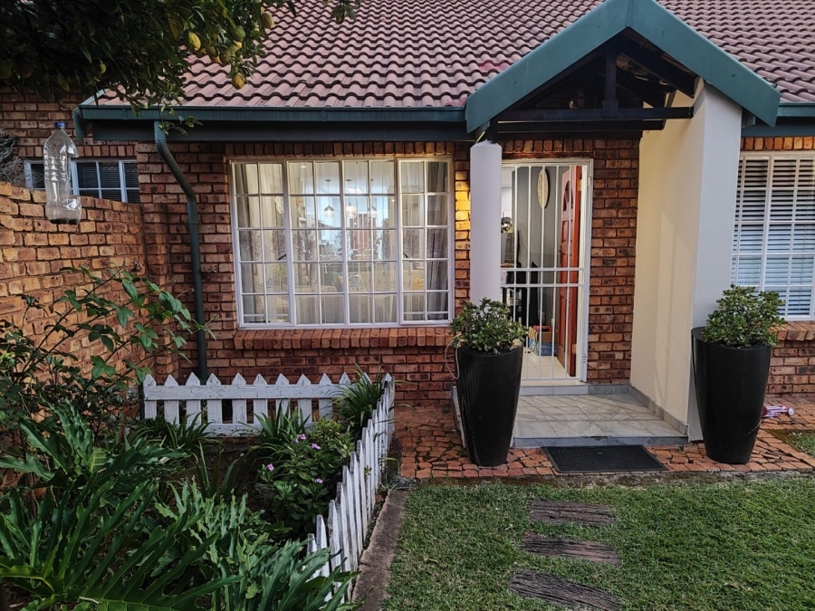 3 Bedroom Property for Sale in Clubview Gauteng
