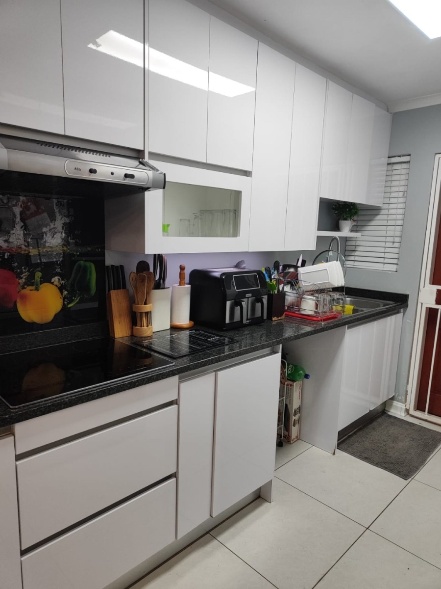 3 Bedroom Property for Sale in Clubview Gauteng