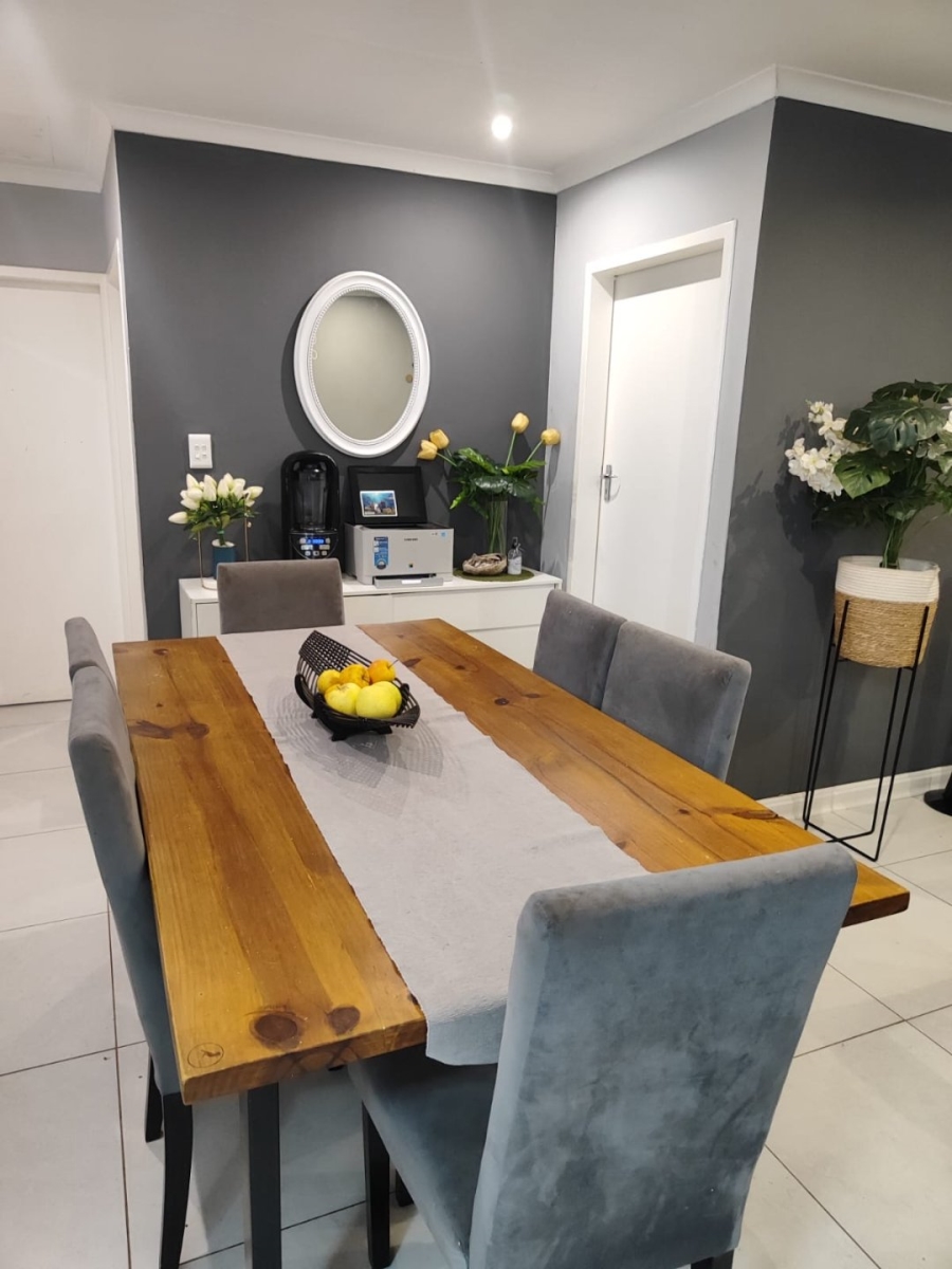 3 Bedroom Property for Sale in Clubview Gauteng