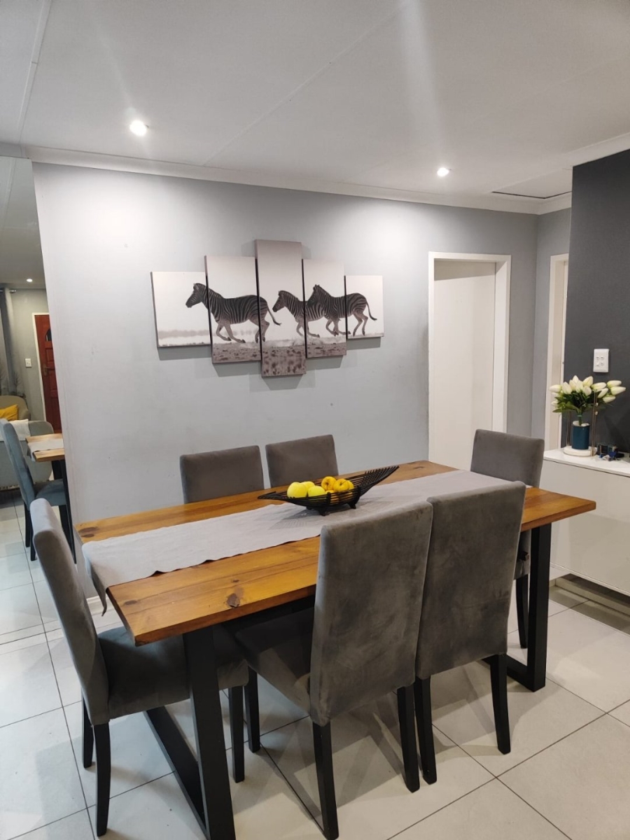 3 Bedroom Property for Sale in Clubview Gauteng